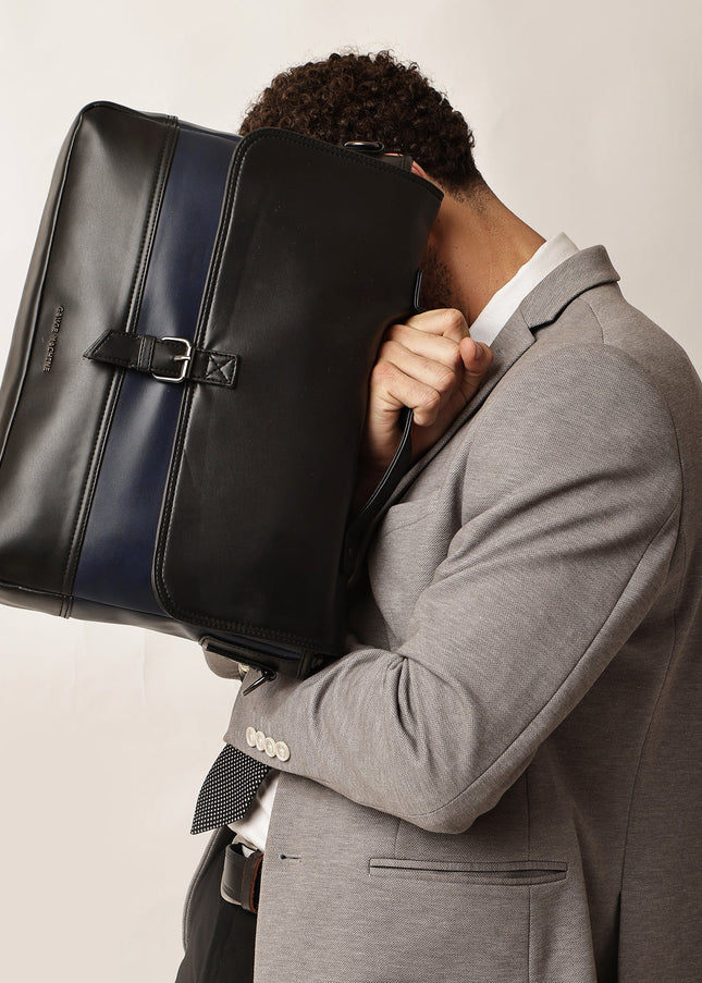 Gauge Machine 16" Laptop messenger Bag with Detachable Strap