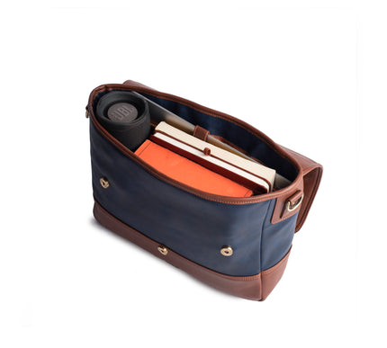 Gauge Machine 16" Laptop messenger Bag with Detachable Strap